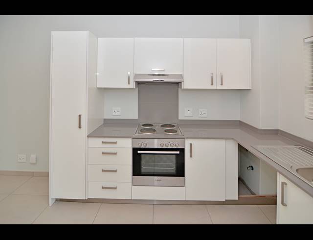 2 BEDROOM APARTMENT RENTED IN NORTH RIDING